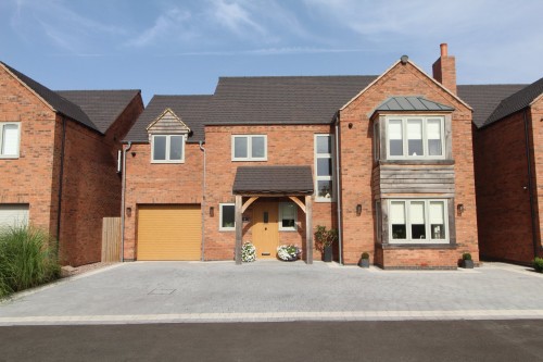 Arrange a viewing for Sutton In The Elms, Leicestershire
