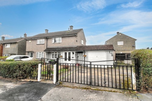 Arrange a viewing for Shield Crescent, Leicester