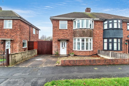 Arrange a viewing for Charlecote Avenue, Leicester