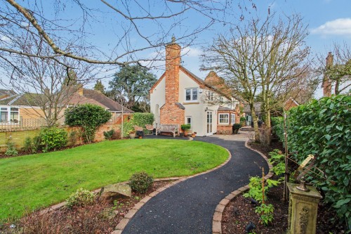 Arrange a viewing for Blaby, Leicester