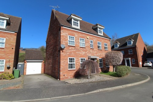 Arrange a viewing for Glen Parva, Leicester